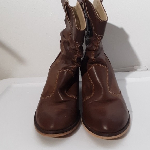 Brown used Decree VEGAN leather slouched ankle boots 7.5 - Picture 1 of 5